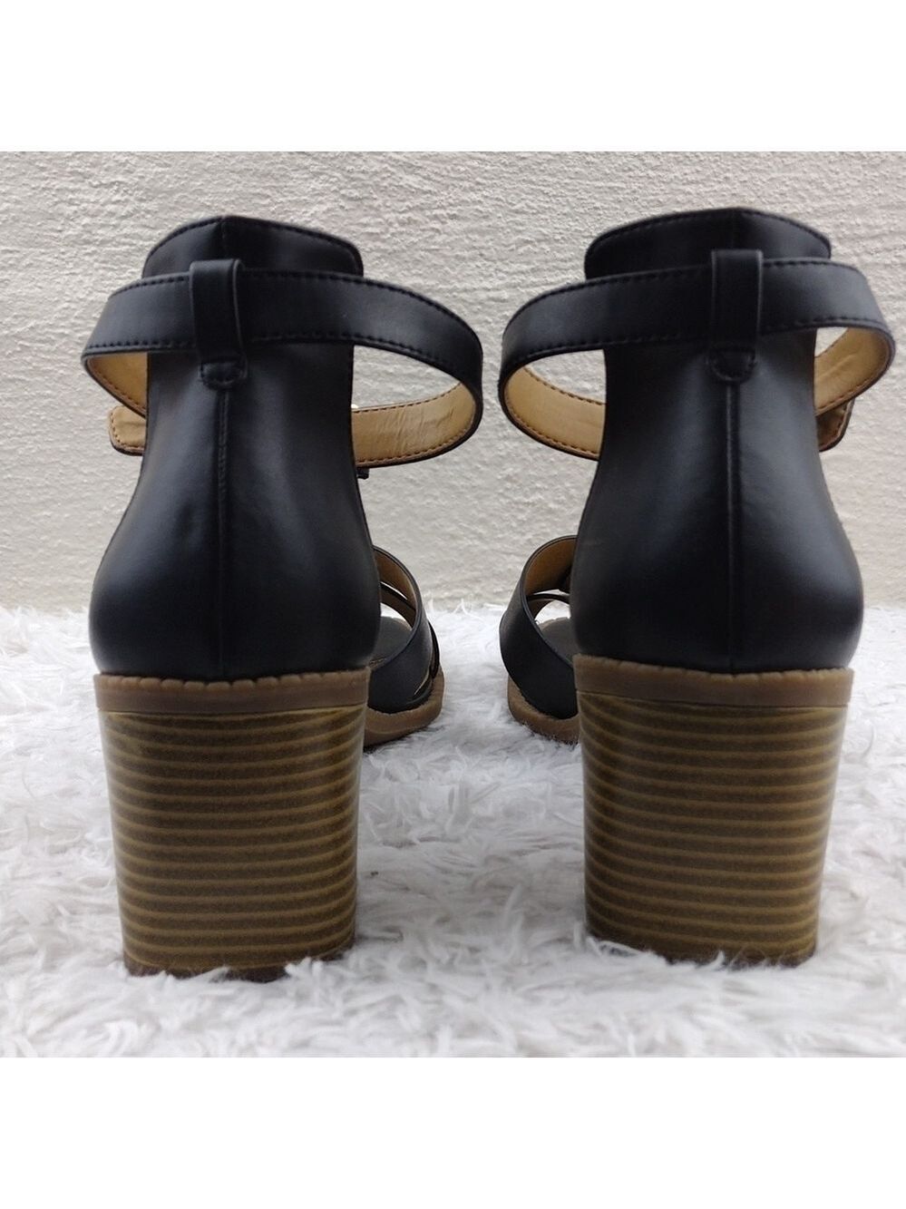 G.H. Bass & Co. Penelope Black Open Toe Ankle Strap Block High Heel Sandal Shoe - Picture 5 of 15